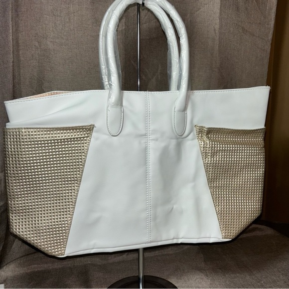 🔥SALE Jimmy Choo Women's Parfums White & Gold Tote - Picture 3 of 14